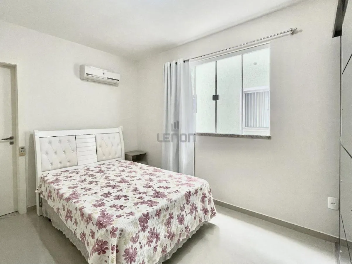 Apartment 053 - Otima Localizacao - Apto Com 02 Dormitorios Em Bombas Bombinhas Brazil